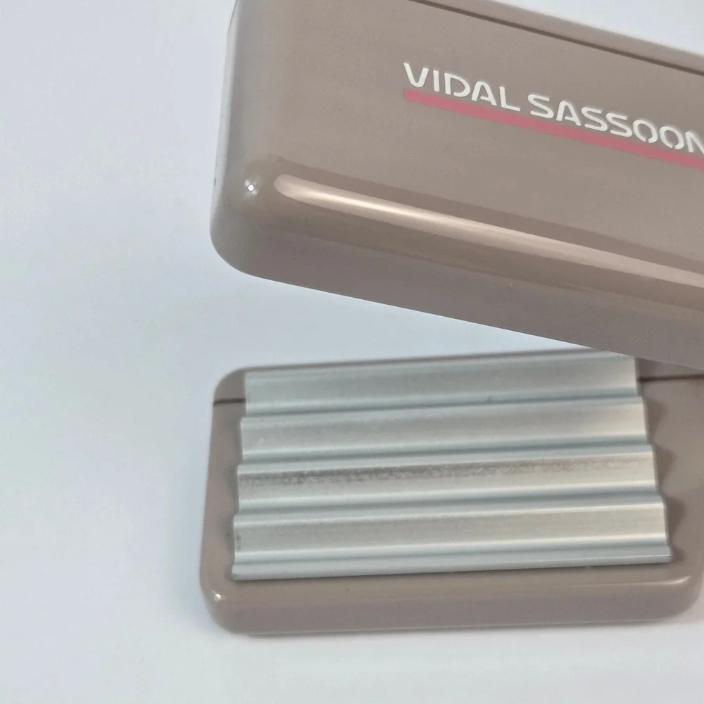 Vidal Sassoon Professional Hair Crimping Iron VS-142 Vintage 80s Taupe with Box